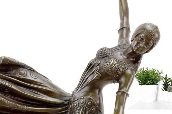 Best Bronze Sculptures to Collect