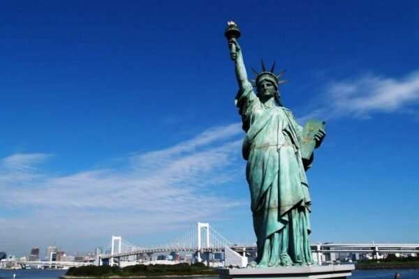 Best Historical Statues to Visit