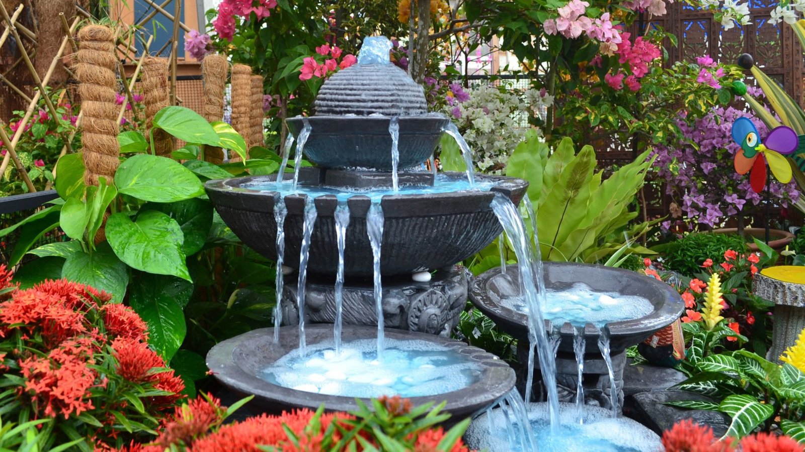 Decorating Around a Garden Fountain