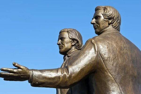 The History Behind Iconic Statues In America