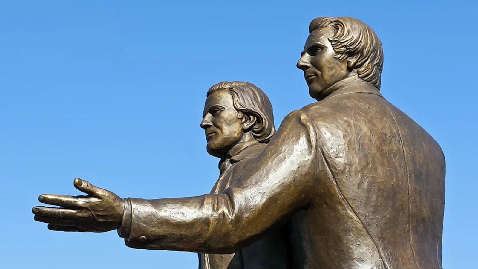 The History Behind Iconic Statues In America