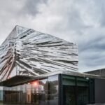 The Use of Steel Sculptures in Futuristic Architecture