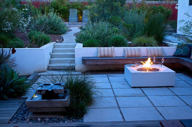 Top Fountains for Modern Gardens